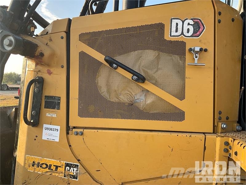 CAT D6 Bulldozer på larvebånd