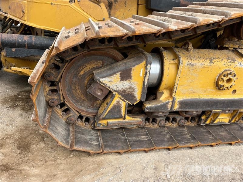 CAT D6 Dozers - Tratores rastos