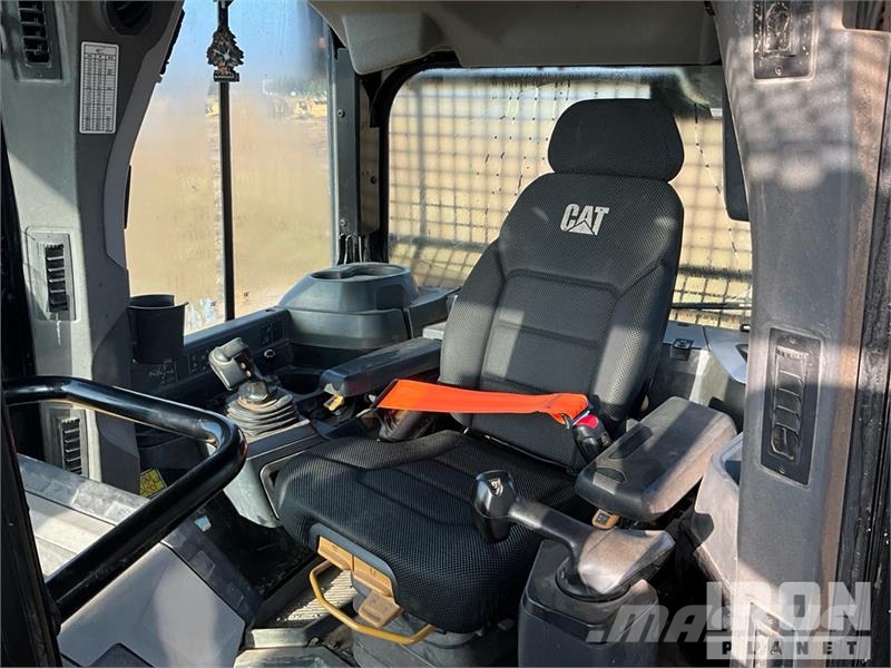 CAT D6 Bulldozer på larvebånd