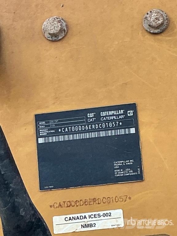 CAT D6 Bulldozer på larvebånd