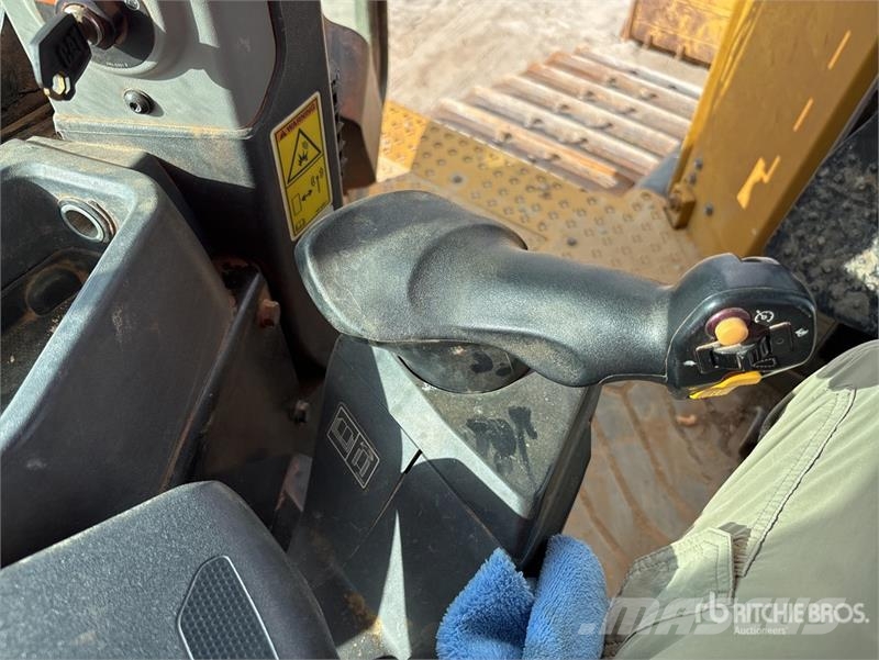 CAT D6 Bulldozer på larvebånd