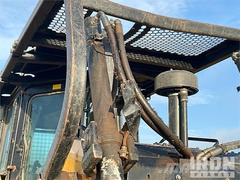 CAT D6 Bulldozer på larvebånd