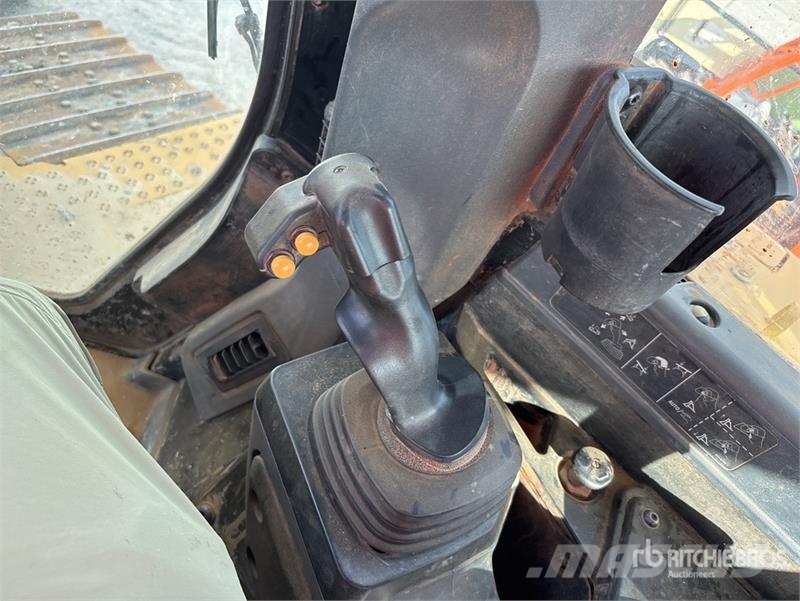 CAT D6 Bulldozer på larvebånd