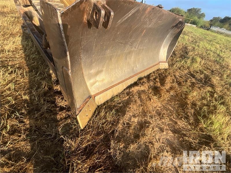 CAT D6 Bulldozer på larvebånd