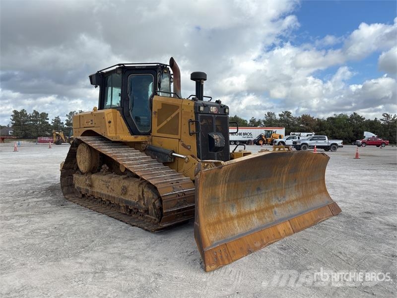 CAT D6 Bulldozer på larvebånd