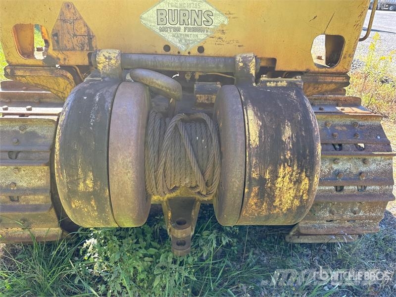 CAT D6 Crawler Dozer Pásové dozery