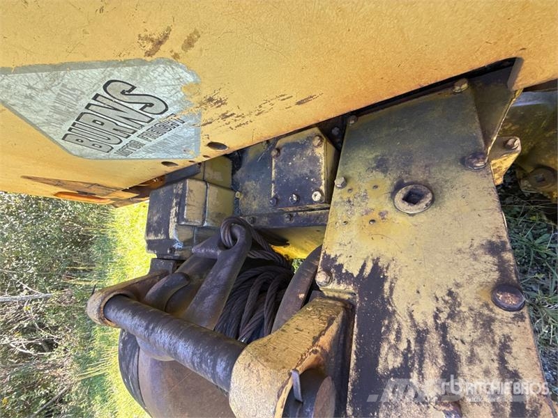 CAT D6 Crawler Dozer Pásové dozery