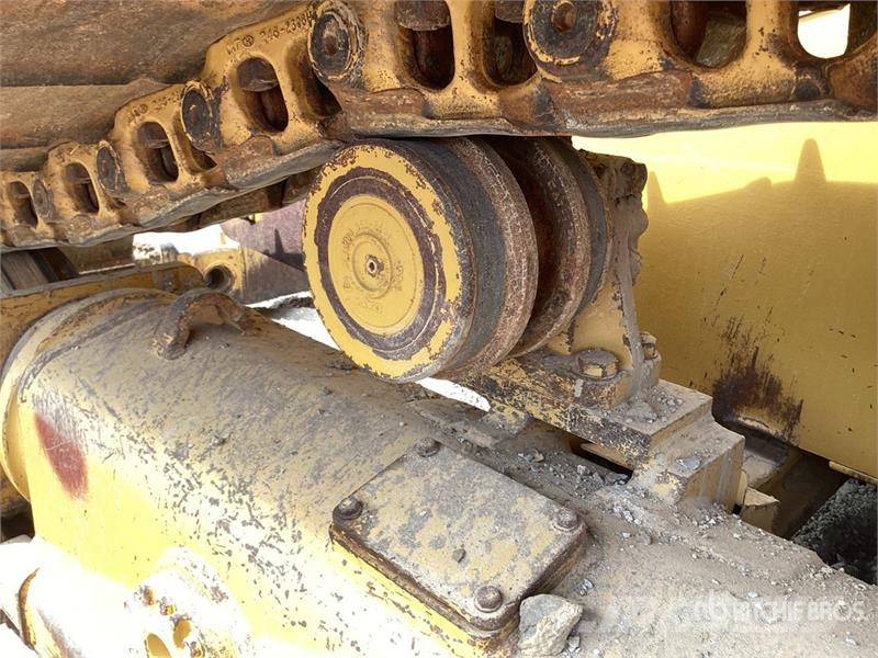 CAT D6 LGP Buldožerji goseničarji