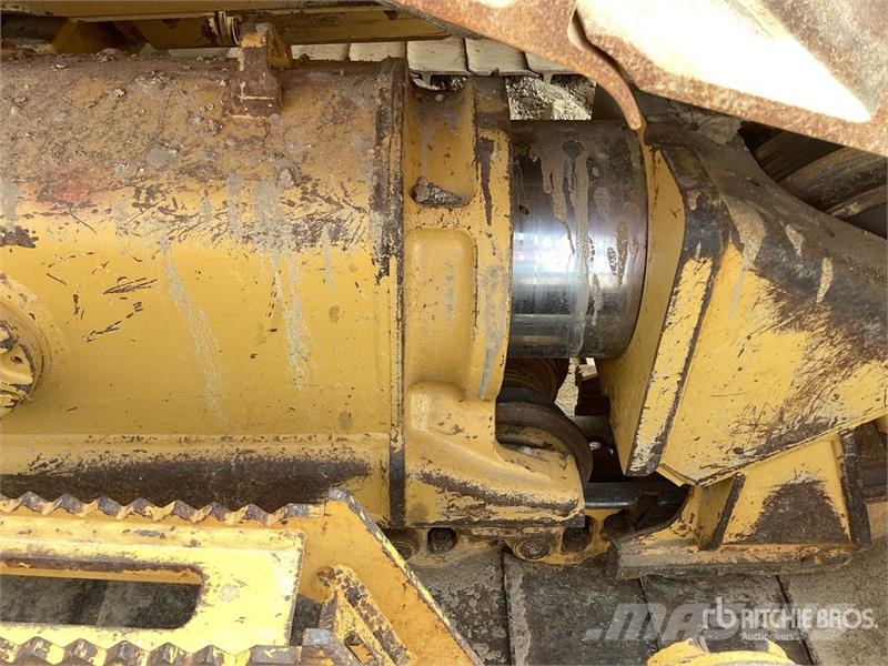 CAT D6 LGP Buldožerji goseničarji