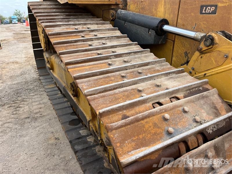 CAT D6 LGP Buldožeri gusjeničari