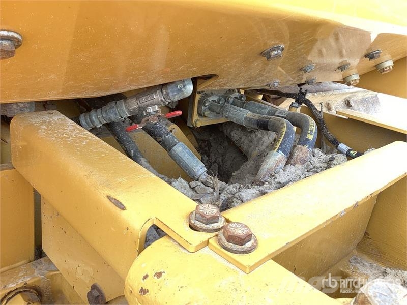 CAT D6 LGP Buldožerji goseničarji
