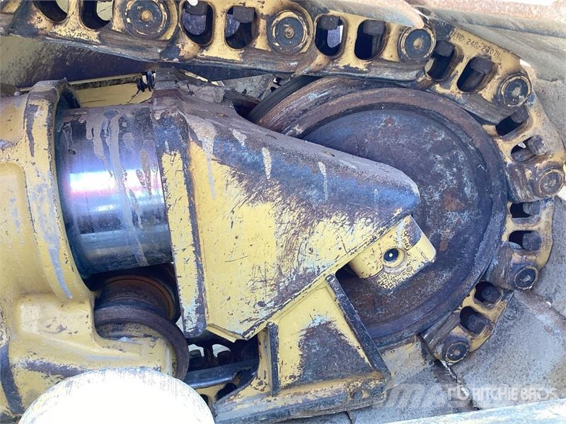 CAT D6 LGP Buldožerji goseničarji