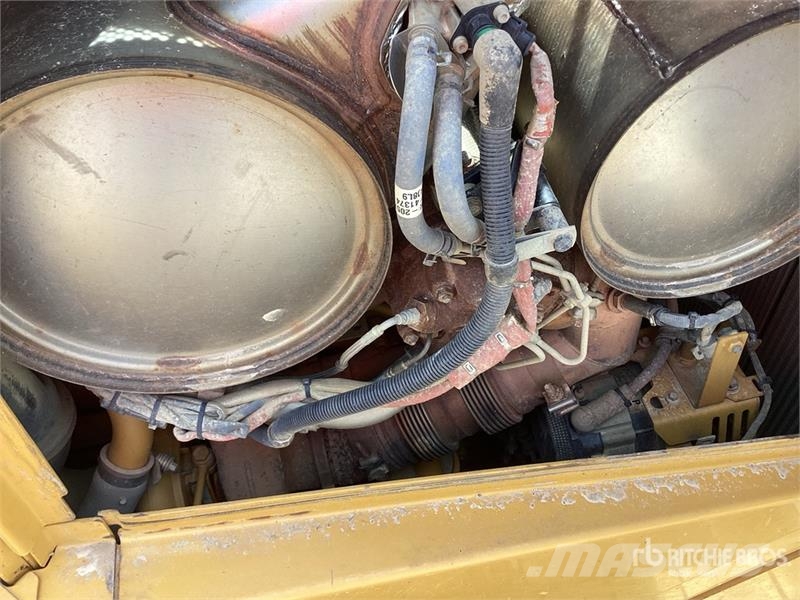 CAT D6 LGP Buldožerji goseničarji