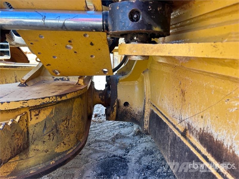 CAT D6K2 LGP Crawler Dozer Kāpurķēžu buldozeri