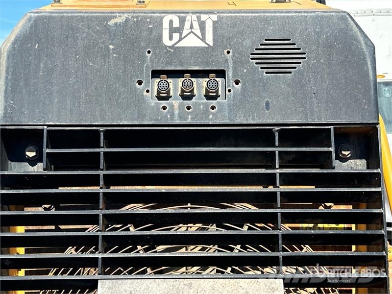 CAT D6K2 LGP Crawler Dozer Kāpurķēžu buldozeri