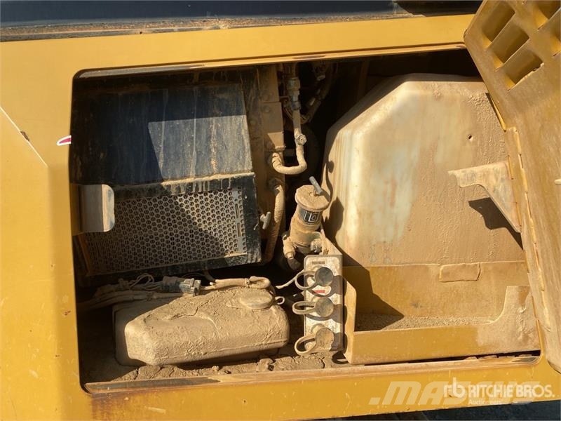 CAT D6K2 LGP Crawler Dozer Buldožerji goseničarji