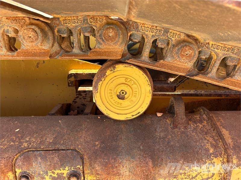 CAT D6K2 LGP Crawler Dozer Kāpurķēžu buldozeri