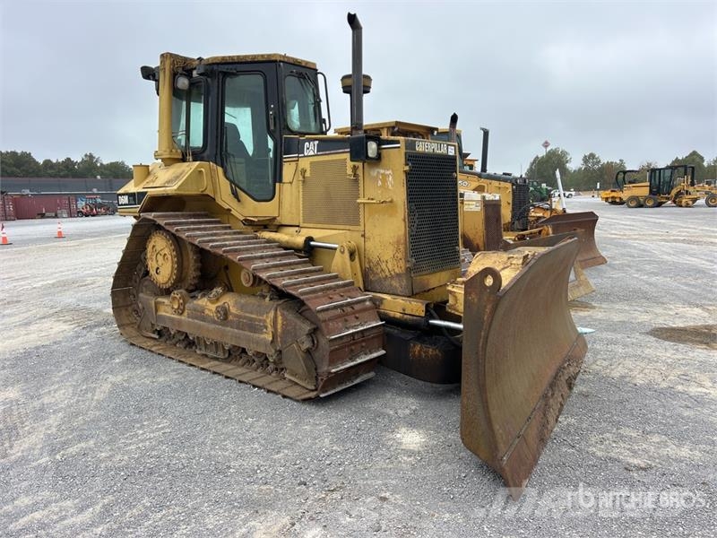 CAT D6M XL Crawler Dozer Гусеничні бульдозери
