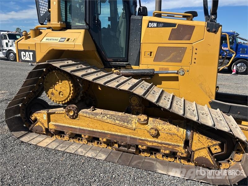 CAT D6N LGP Crawler Dozer Buldooserid