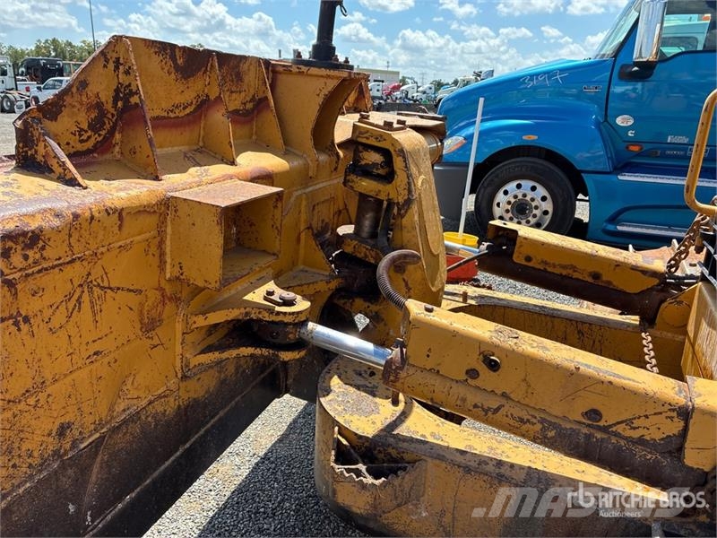 CAT D6N LGP Crawler Dozer Buldožeri guseničari