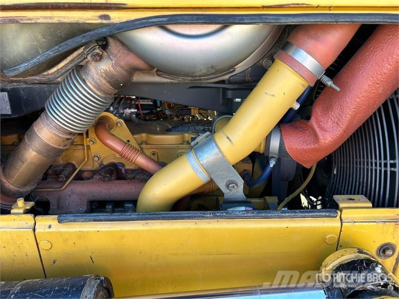 CAT D6N LGP Crawler Dozer Buldožerji goseničarji