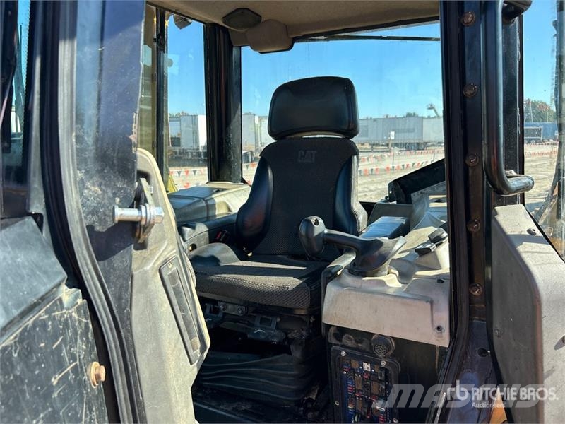 CAT D6N LGP Crawler Dozer Buldožerji goseničarji