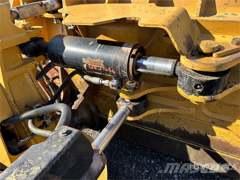 CAT D6N LGP Crawler Dozer Buldožerji goseničarji