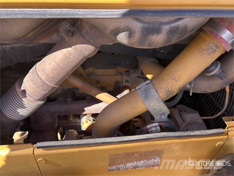 CAT D6N LGP Crawler Dozer Buldooserid