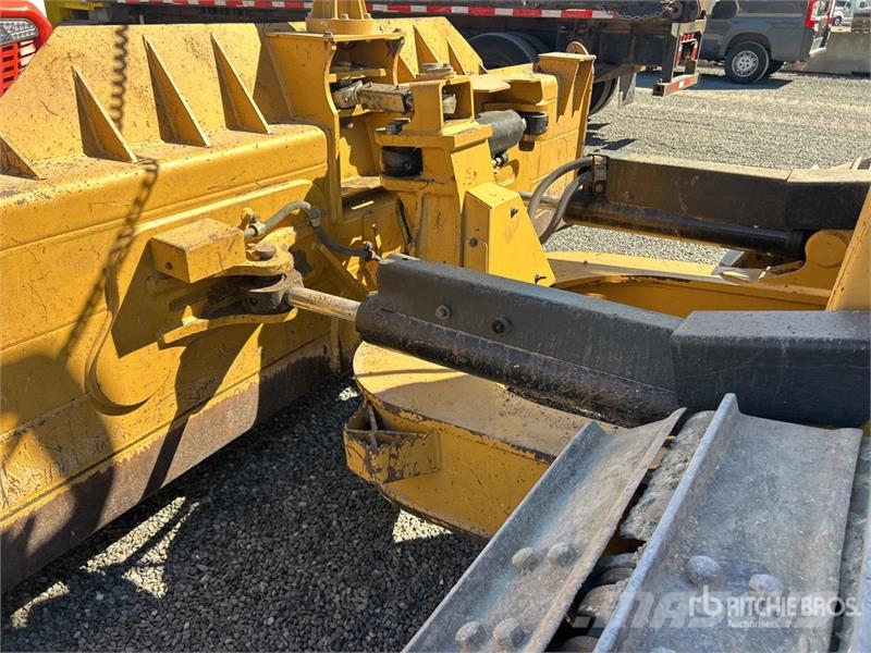 CAT D6N LGP Crawler Dozer Buldooserid