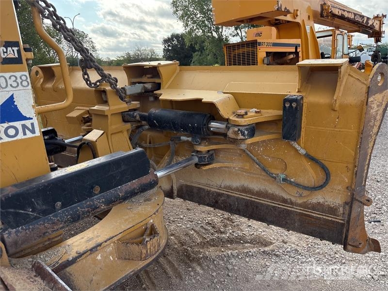 CAT D6N XL Bulldozer på larvebånd