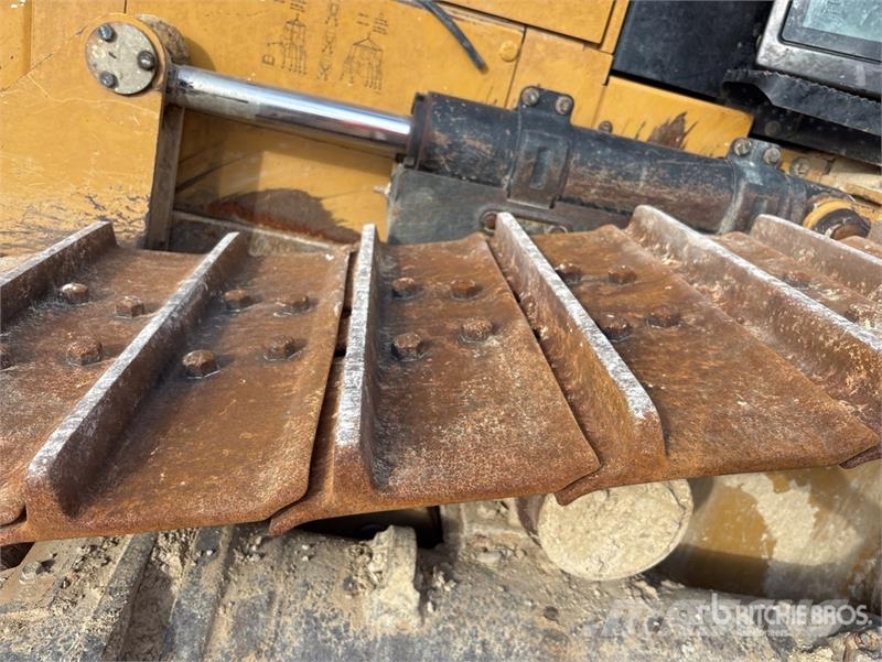 CAT D6N XL Bulldozer på larvebånd