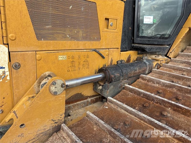 CAT D6N XL Bulldozer på larvebånd