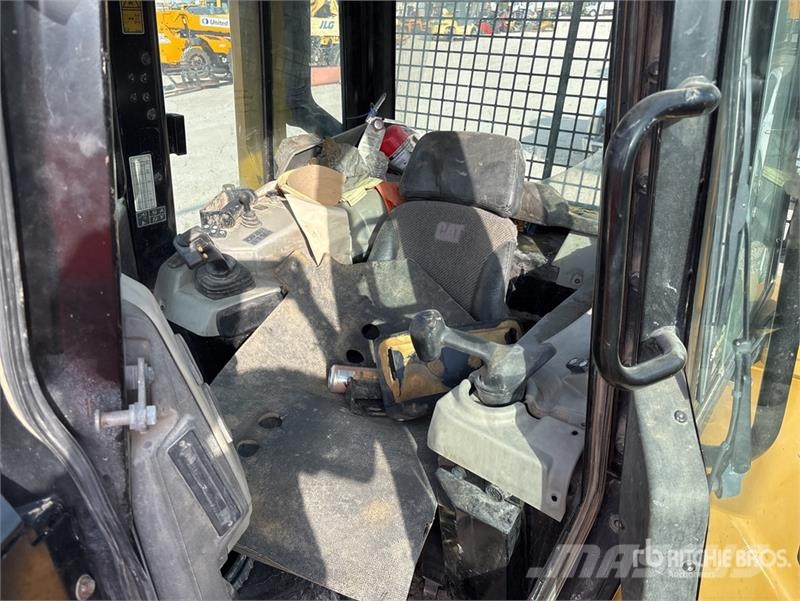 CAT D6N XL Bulldozer på larvebånd