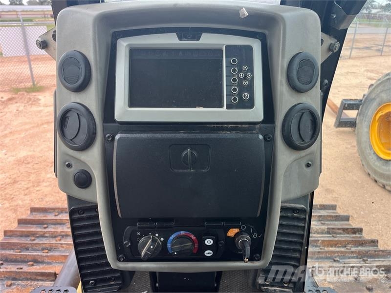 CAT D6N XL 크롤러 도저