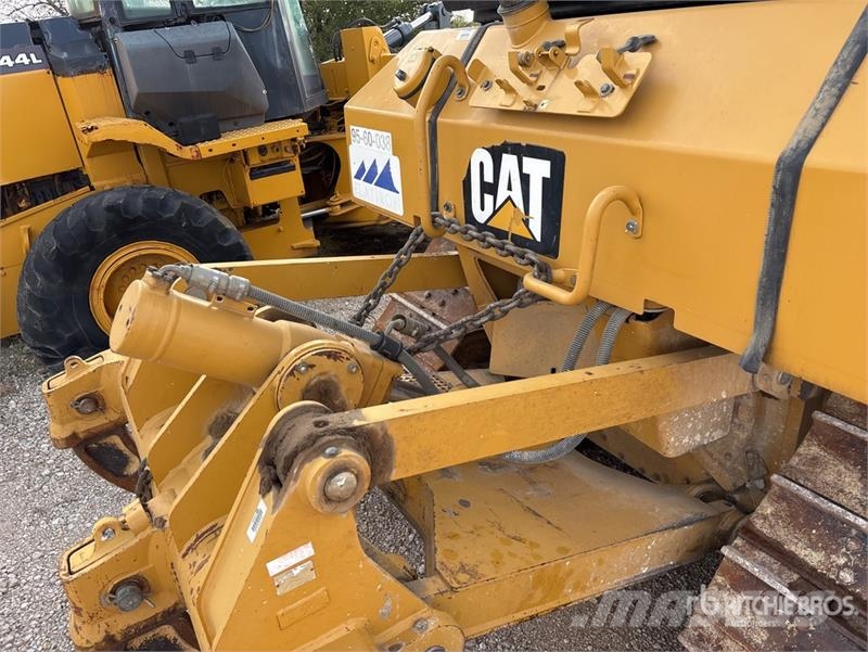 CAT D6N XL Bulldozer på larvebånd