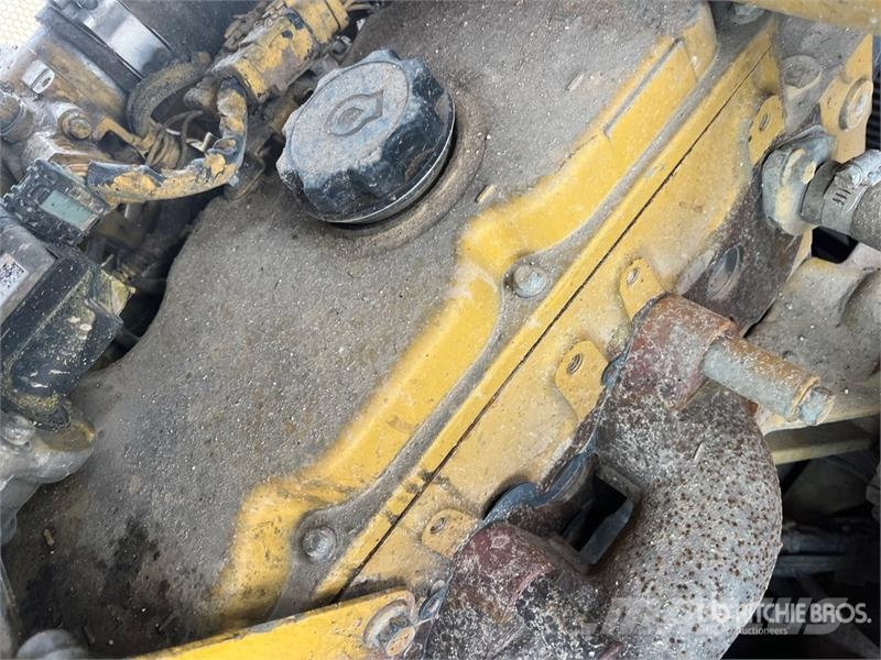 CAT D6N XL 크롤러 도저