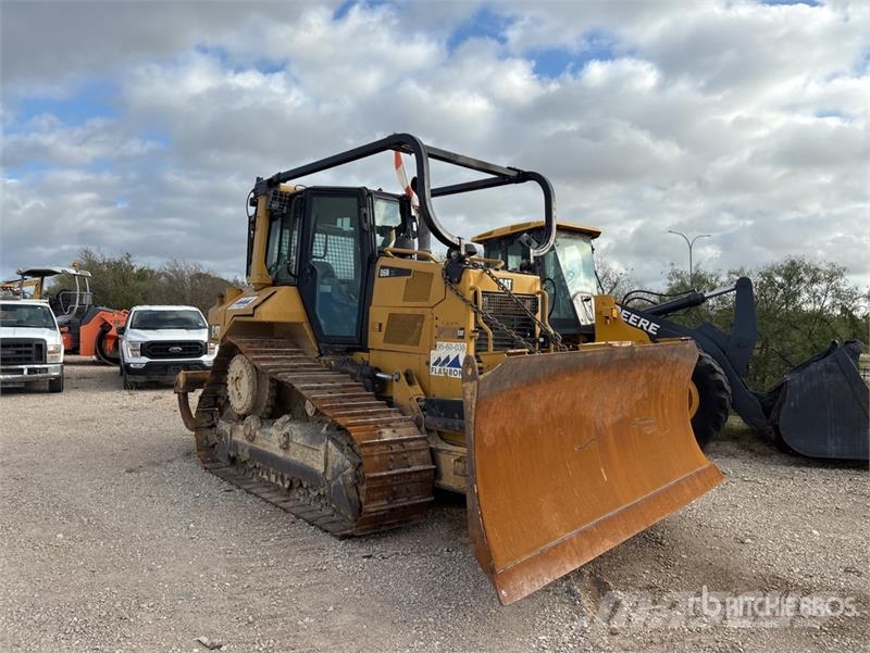 CAT D6N XL Bulldozer på larvebånd