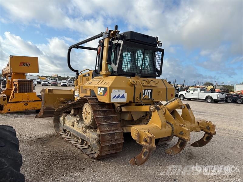 CAT D6N XL Bulldozer på larvebånd