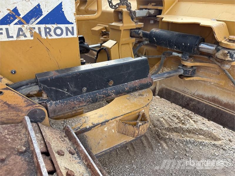CAT D6N XL Bulldozer på larvebånd