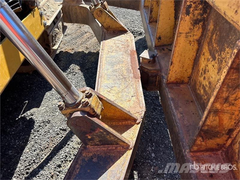 CAT D6R XL Spycharki gąsienicowe