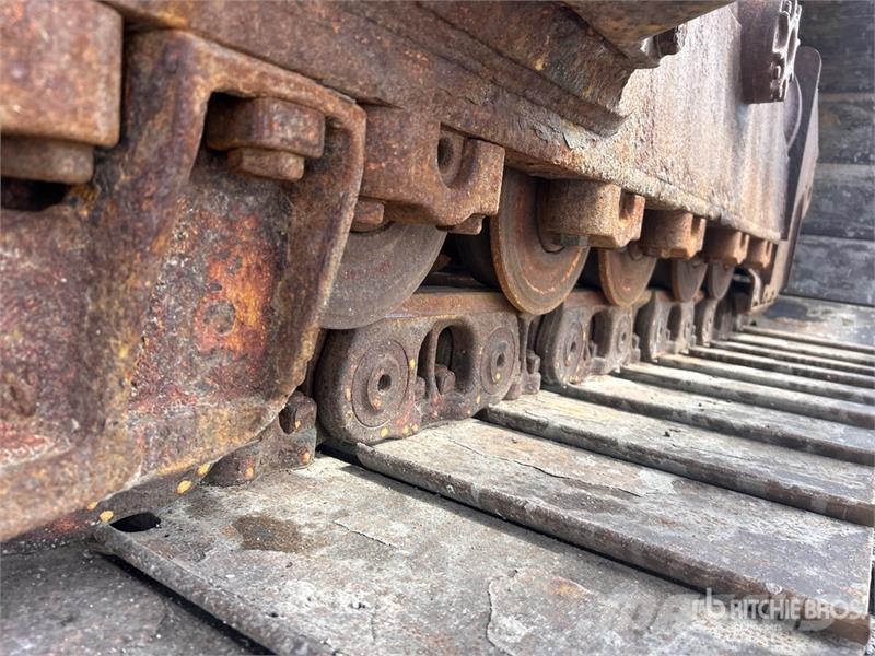 CAT D6T Crawler Dozer Buldooserid