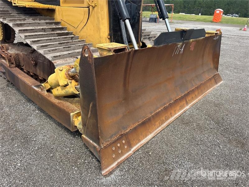 CAT D6T Crawler Dozer Buldooserid