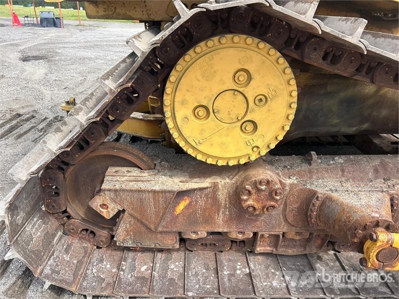 CAT D6T Crawler Dozer Buldooserid