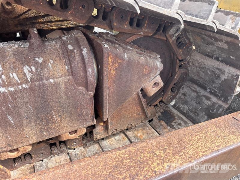 CAT D6T Crawler Dozer Buldooserid