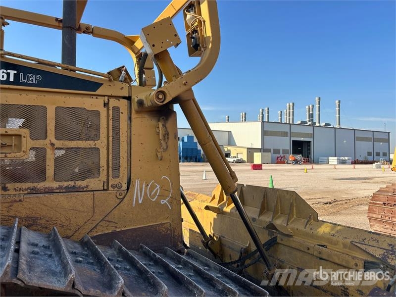 CAT D6T LGP Crawler Dozer Bulldozer