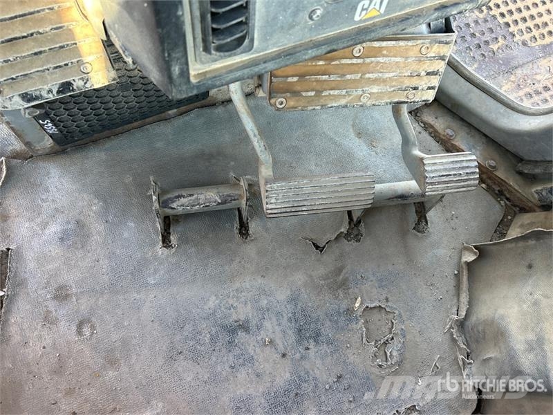 CAT D6T LGP Crawler Dozer Bulldozer