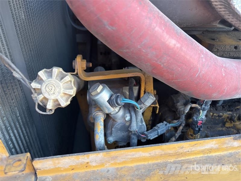 CAT D6T XL Crawler Dozer Dozer cingolati