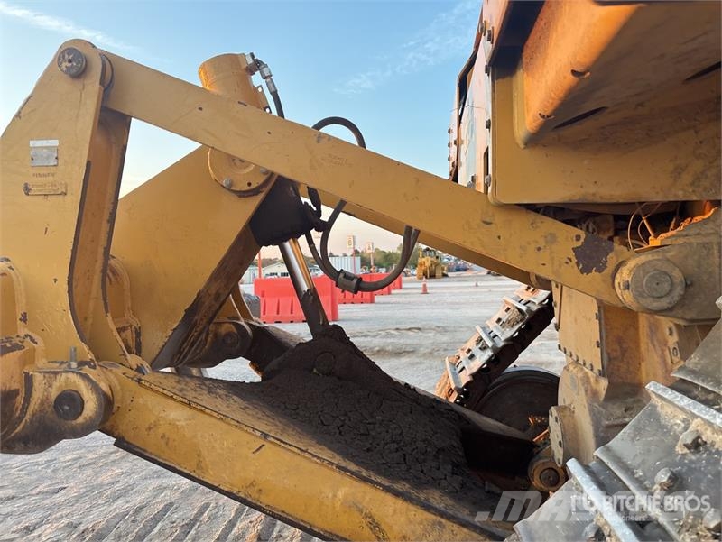 CAT D6T XL Crawler Dozer Dozer cingolati