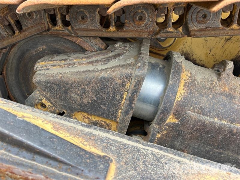 CAT D6T XW Crawler Dozer Kāpurķēžu buldozeri