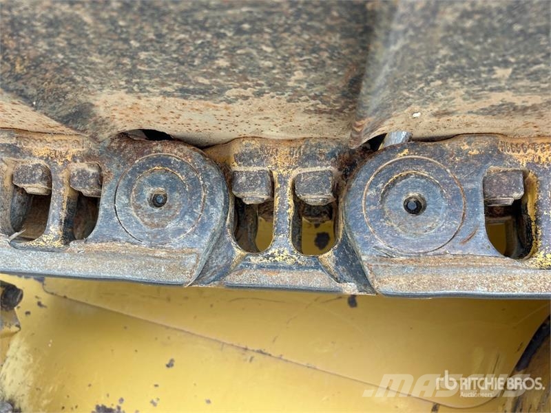 CAT D6T XW Crawler Dozer Kāpurķēžu buldozeri